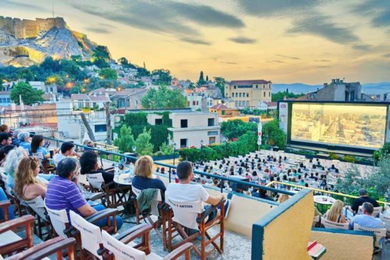 Open-air-cinema-in-Athens