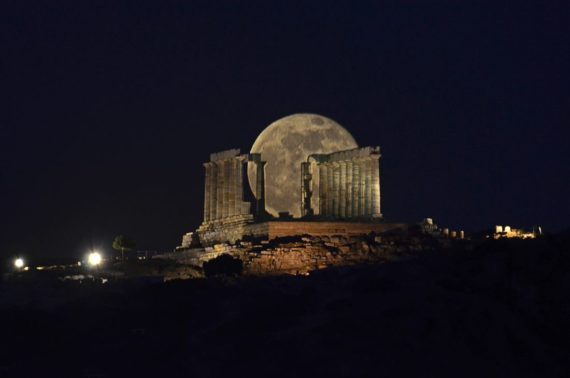 Full-Moon-Athens